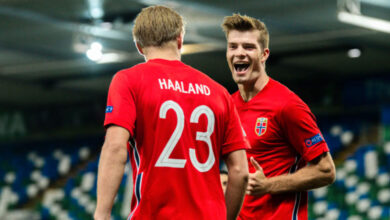 من هو أليكسندر سورلوث صديق هالاند الذي أرعب تركيا؟