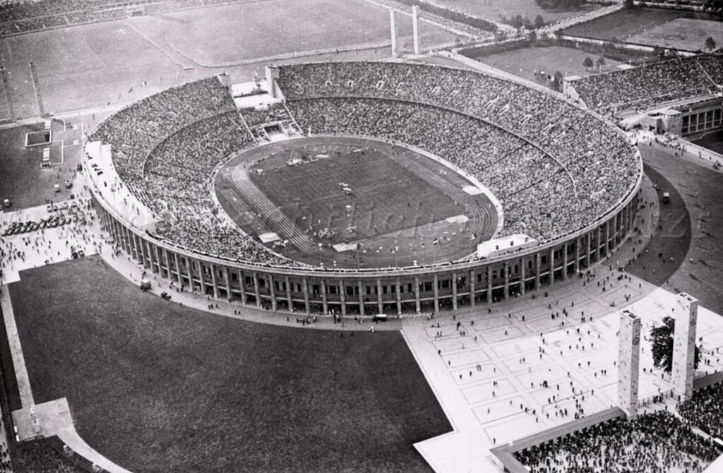 تاريخ ملعب برلين الأولمبي