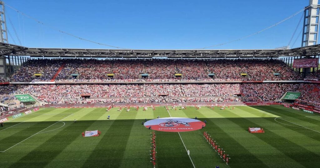 جولة في ملعب كولن راين إنرجي ... صانع الإنجازات ومُوثق تاريخ المدينة