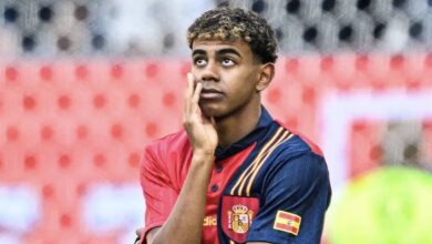 لامين يامال بقميص منتخب اسبانيا بدلاً من المغرب