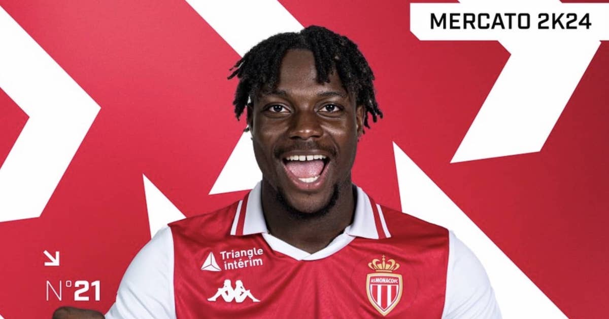 جورج إلينيخينا يعزز هجوم موناكو الفرنسي