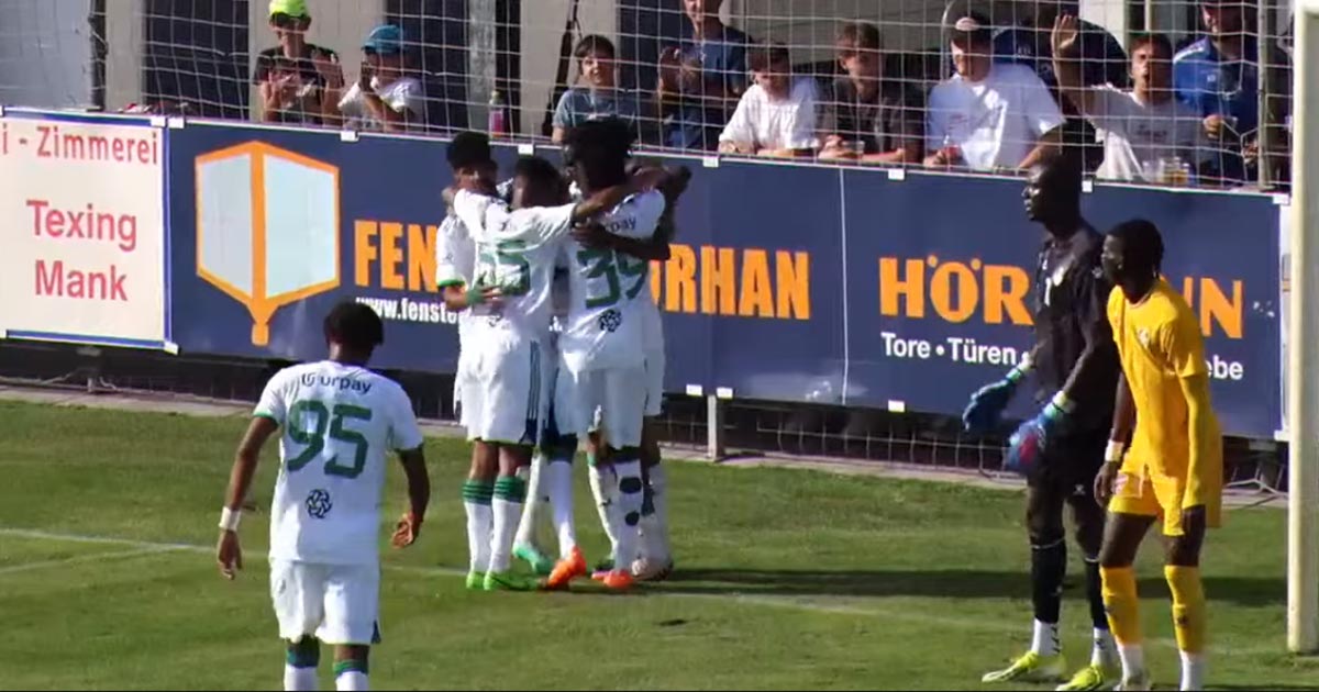 دارسي يقود الاهلي السعودي للفوز على الغرافة القطري ودياً