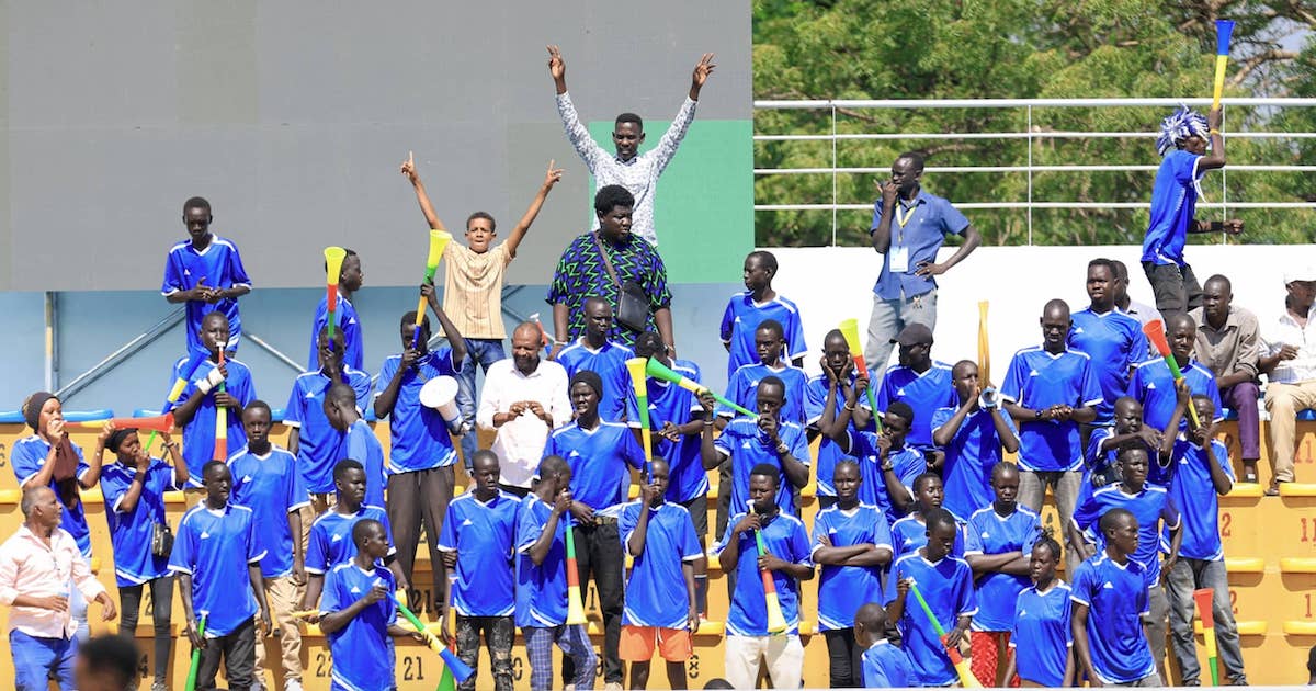 تسديدة مدوية من ولي الدين خضر "بوغبا" تصعد بالهلال إلى الملحق النهائي