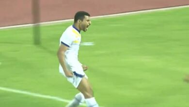 فيصل الأغبري يصحح خطأه ويقود عبري لفوز مُفاجئ على صحار في دوري عمانتل