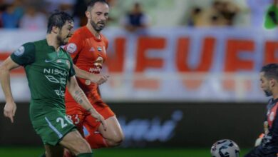 أزمون يواصل التألق بقيادة شباب الأهلي دبي لإسقاط عجمان في عقر داره