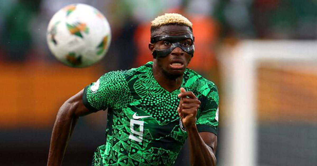 الأهلي السعودي يتفق مع أوسيمين بأربعة أضعاف عرض تشيلسي