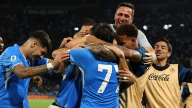 على أوتار عود كفارا.. كونتي يطوي صفحة البداية السيئة ويقود نابولي لفوز مُقنع أمام بولونيا