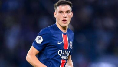 يونايتد متردد وسان جيرمان يشترط.. مانويل أوجارتي فى انتظار الانتقال