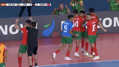 رغم أنف الحكم والإصابات.. المغرب ينتصر على إيران ويبلغ ربع نهائي مونديال الصالات
