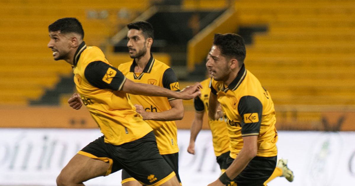 القادسية ينتفض أمام التضامن ويعدل مساره في دوري زين الكويتي