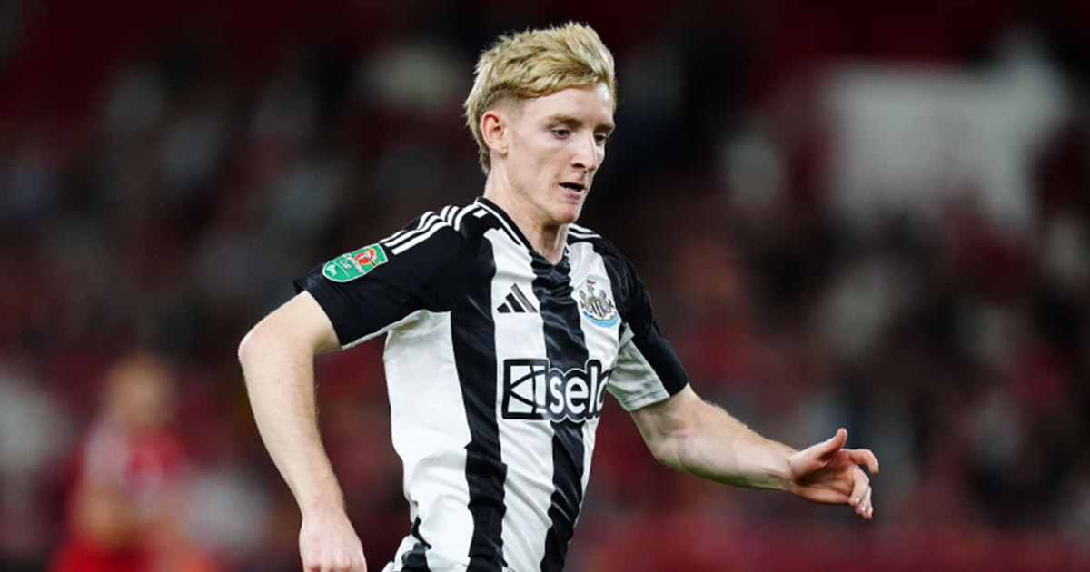 نيوكاسل يصدم ليفربول ويمنح أنتوني جوردون عقداً طويل الأمد