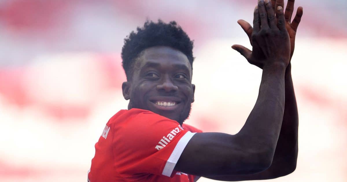 مانشستر يونايتد يسعى لضم ألفونسو ديفيز وإيبيريشي إيز وسط منافسة قوية