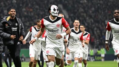 مرموش "الجوكر" يقود فرانكفورت إلى ثمن نهائي كأس ألمانيا