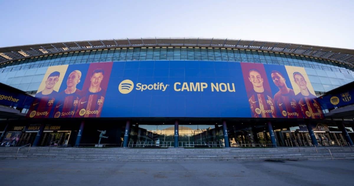 مستشار الرياضة في برشلونة يشكك في جاهزية برنابيو ويرشح كامب نو لنهائي كأس العالم 2030