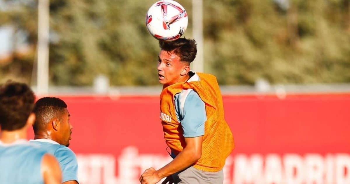 موهبة أتلتيكو الشابة، روبن غوميز، يرفض عروض ريال مدريد