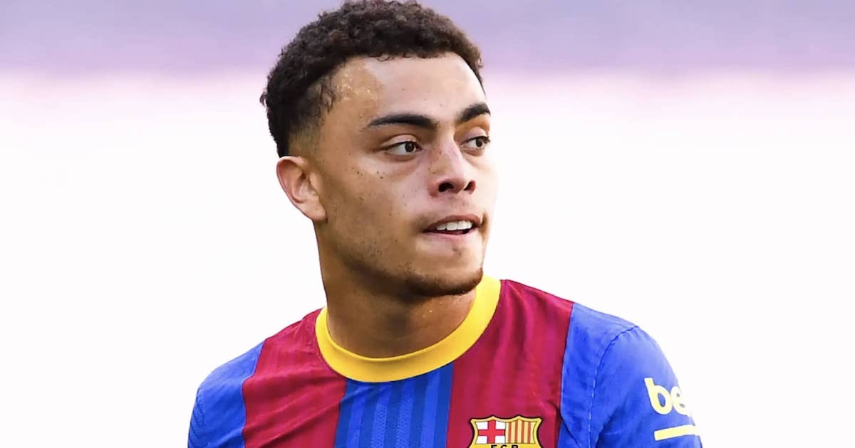 سيرجينو ديست: تشافي لم يكن صادقاً معي