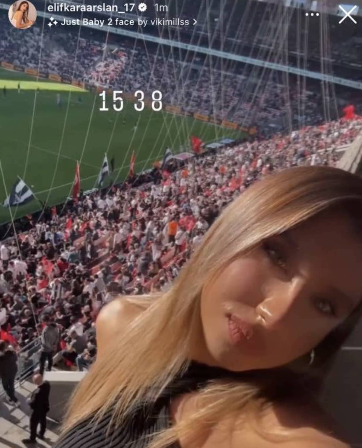 اليف كارا ارسلان تحضر مباراة بشيكتاش وكونيا سبور في الدوري التركي 20-10-2024