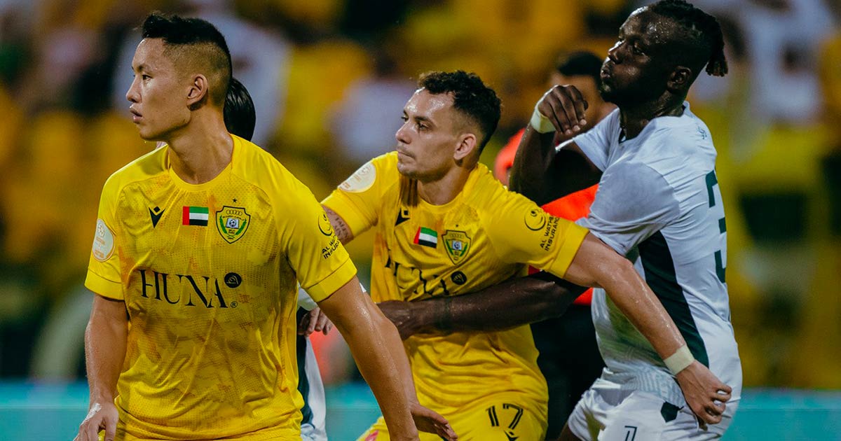 خورفكان يستغل طرد "مالك جنعير" وينقض على الوصل بريمونتادا مثيرة