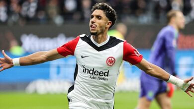 مرموش يخطف الأضواء بثنائية ويقود فرانكفورت لتعادل مثير مع بايرن ميونخ