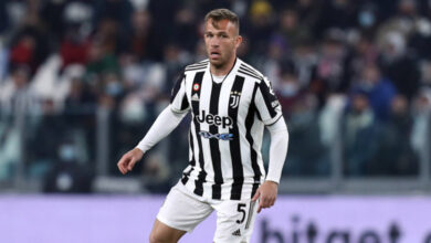 بعد ضم رابيو وشائعات بوجبا.. مارسيليا يستهدف لاعب وسط آخر من يوفنتوس