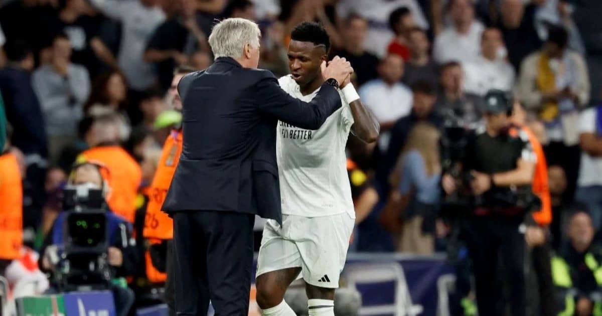 هل يفوز فينيسيوس جونيور بالكرة الذهبية بعد هاتريك دورتموند؟