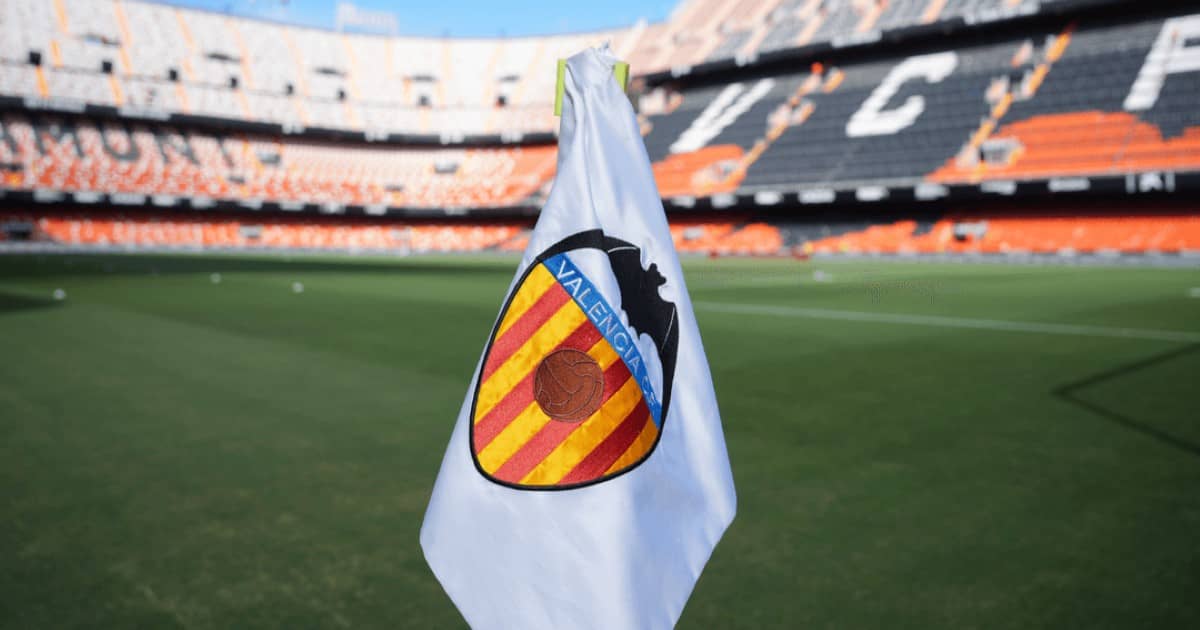 فالنسيا يطلب التأجيل مجدداً.. وعاصفة دانا تهدد برشلونة