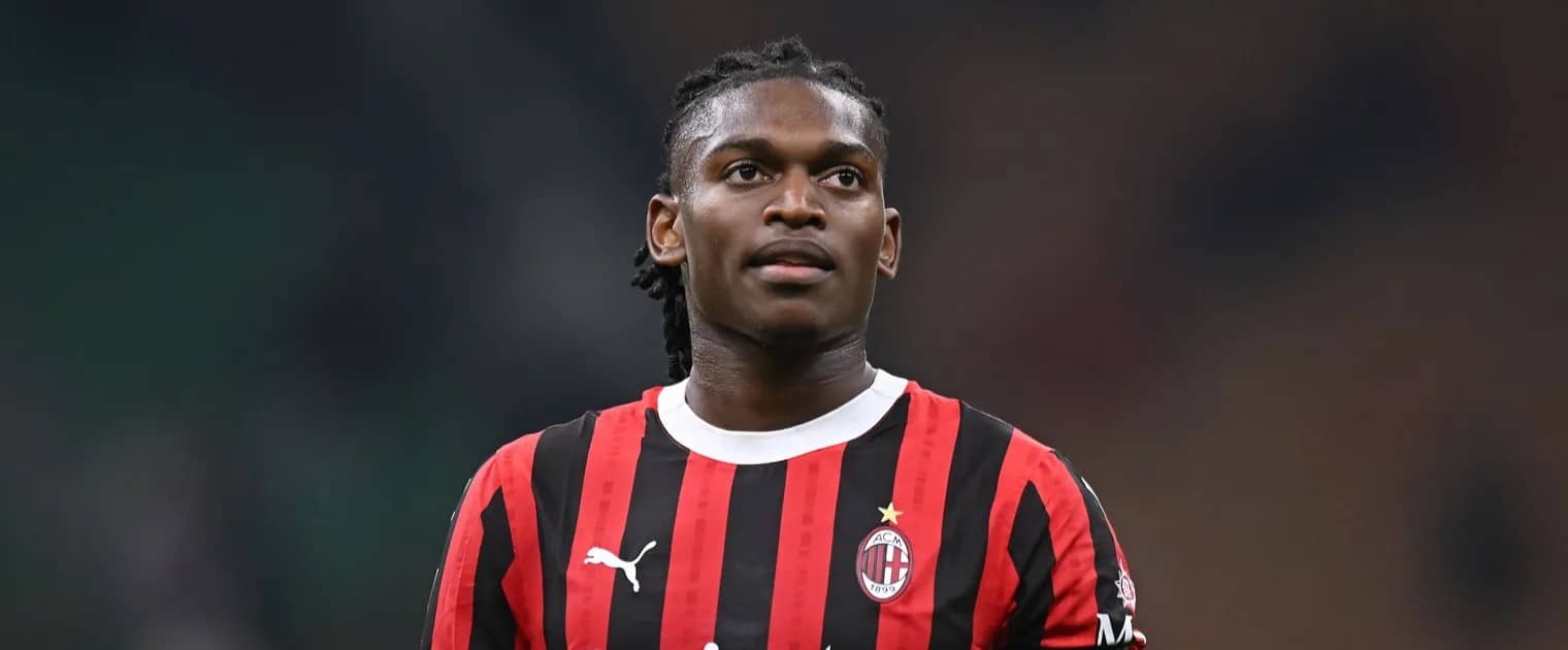 برشلونة يخطط لتجديد الهجوم بضم رفاييل لياو وجوناثان ديفيد