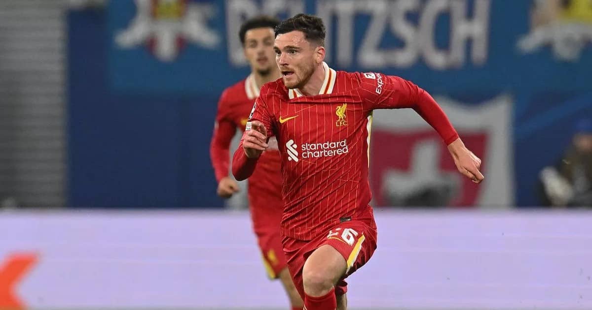 كوستاس تسيميكاس يزاحم أندي روبرتسون على مركز الظهير الأساسي في ليفربول