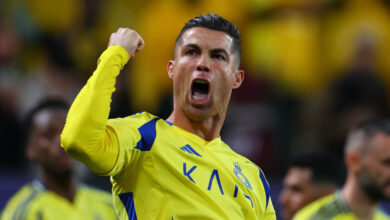 رونالدو يقود النصر لاكتساح الوصل وضمان المركز الثالث في النخبة