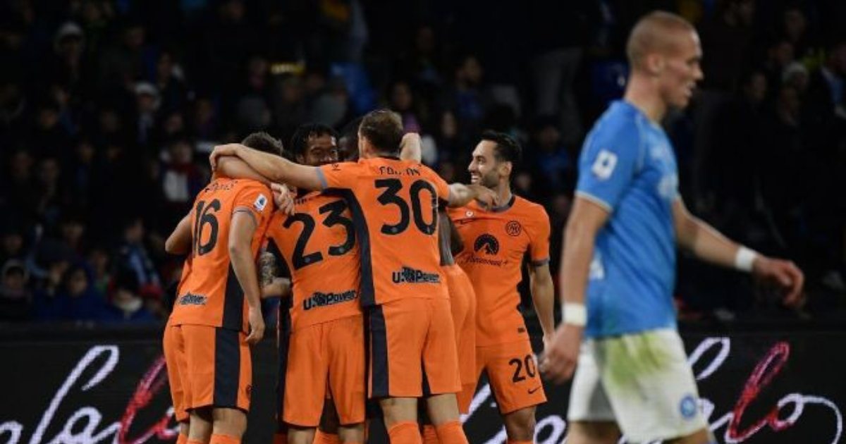 ما هو التشكيل المتوقع للإنتر أمام نابولي في الدوري الإيطالي؟