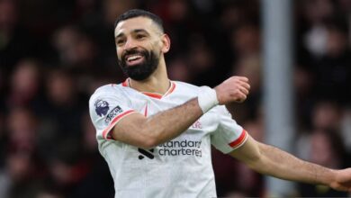 صلاح يدعو زملاءه للبقاء متواضعين بعد انتصار مهم على بورنموث