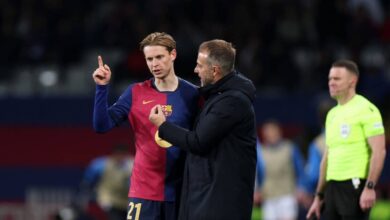 فليك يحسم الجدل: دي يونغ وكاسادو قوة إضافية لبرشلونة