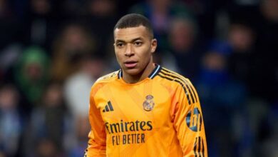 مبابي يستعد لأول ديربي مع ريال مدريد في مواجهة حاسمة أمام أتلتيكو