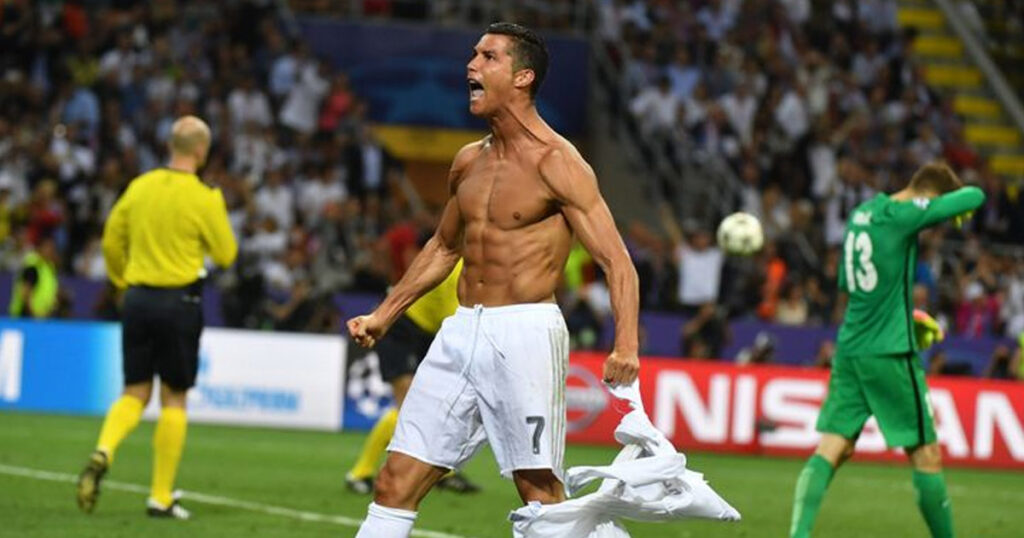 احتفال رونالدو الشهير بعد تسجيله ركلة الترجيح الحاسمة في شباك أتلتيكو مدريد