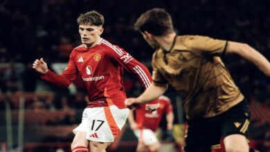 أليخاندرو غارناتشو في مباراة مانشستر يونايتد وريال سوسيداد 13-3-2025