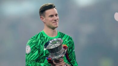 هل يعود تير شتيغن لحراسة مرمى برشلونة قبل نهاية الموسم؟