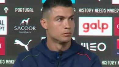 رونالدو يرد على صحفي غاضباً: انظر في عيني عندما تسأل!