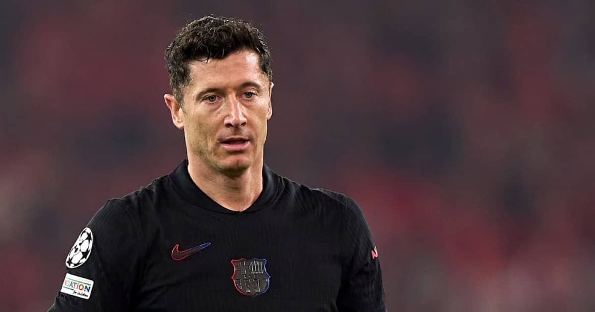 وكيل ليفاندوفسكي يؤكد: لا عروض سعودية والنجم البولندي باقٍ في برشلونة