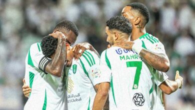 الأهلي يعزز موقعه في المركز الرابع ويضع الوحدة على حافة الهبوط