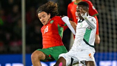 بلعروش يتعملق في ركلات الترجيح ويقود المغرب إلى نهائي أمم إفريقيا للناشئين
