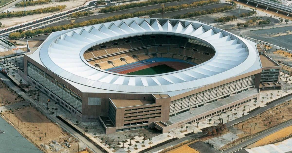 ملعب لا كارتوخا يستضيف نهائي كأس الملك بين ريال مدريد وبرشلونة