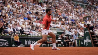 تنس.. دجوكوفيتش يهزم الفرنسي موتيت بثلاث مجموعات في رولان غاروس 2025