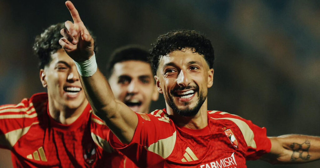 الأهلي يسحق فاركو بسداسية ويتوج بلقب الدوري المصري للمرة الـ45