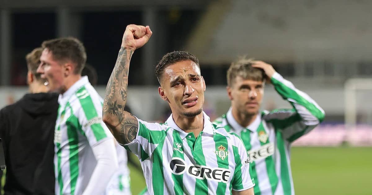 أنتوني يكشف معاناته النفسية مع يونايتد ويؤكد: استعدت نفسي في بيتيس