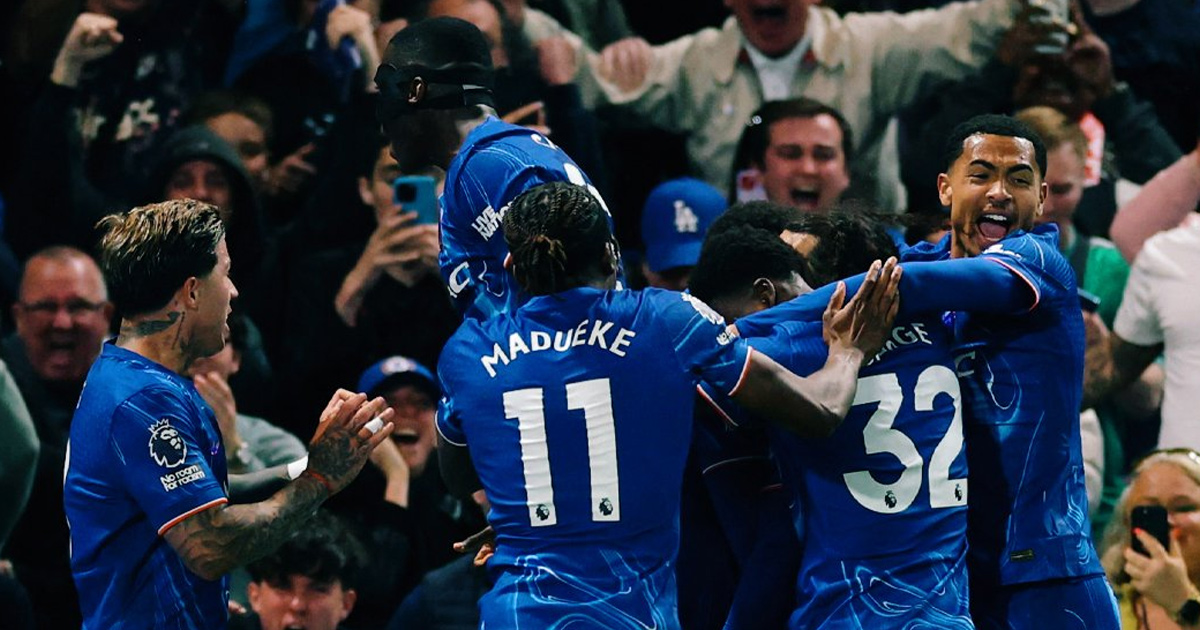 تشيلسي يهزم مانشستر يونايتد ويضع قدمًا في دوري أبطال أوروبا