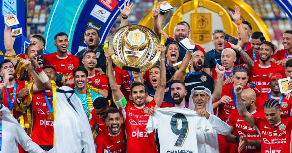 شباب الأهلي يُزين احتفالية اللقب التاسع بثنائية في الجزيرة