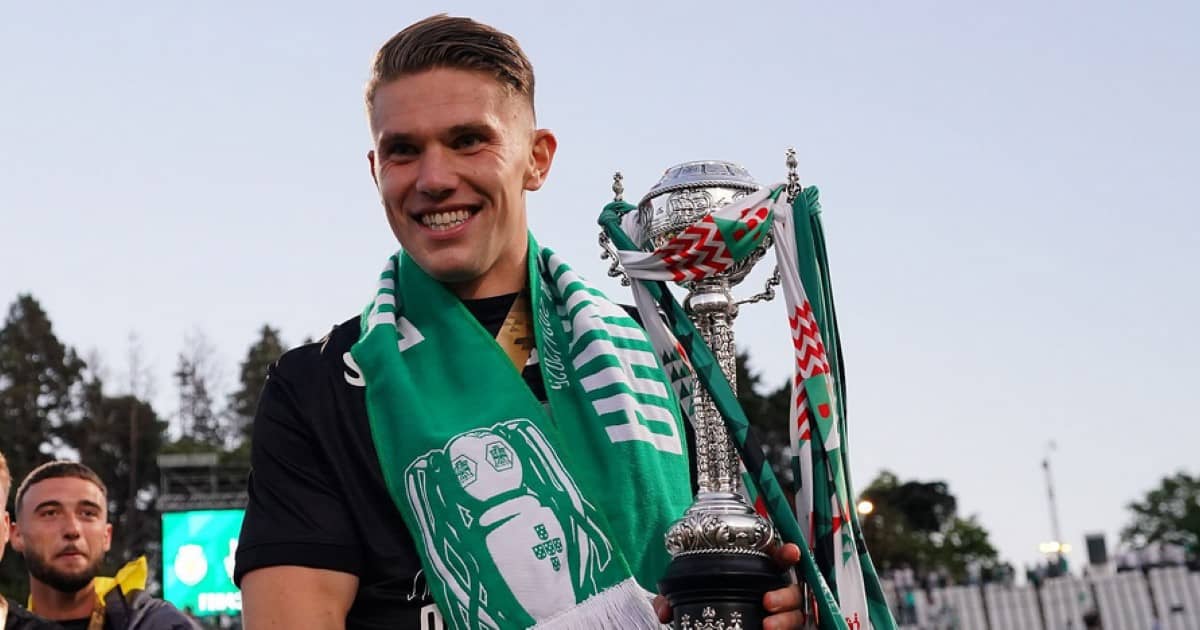 يوفنتوس يتحرك لحسم صفقة جيوكيريس وسط تراجع أرسنال