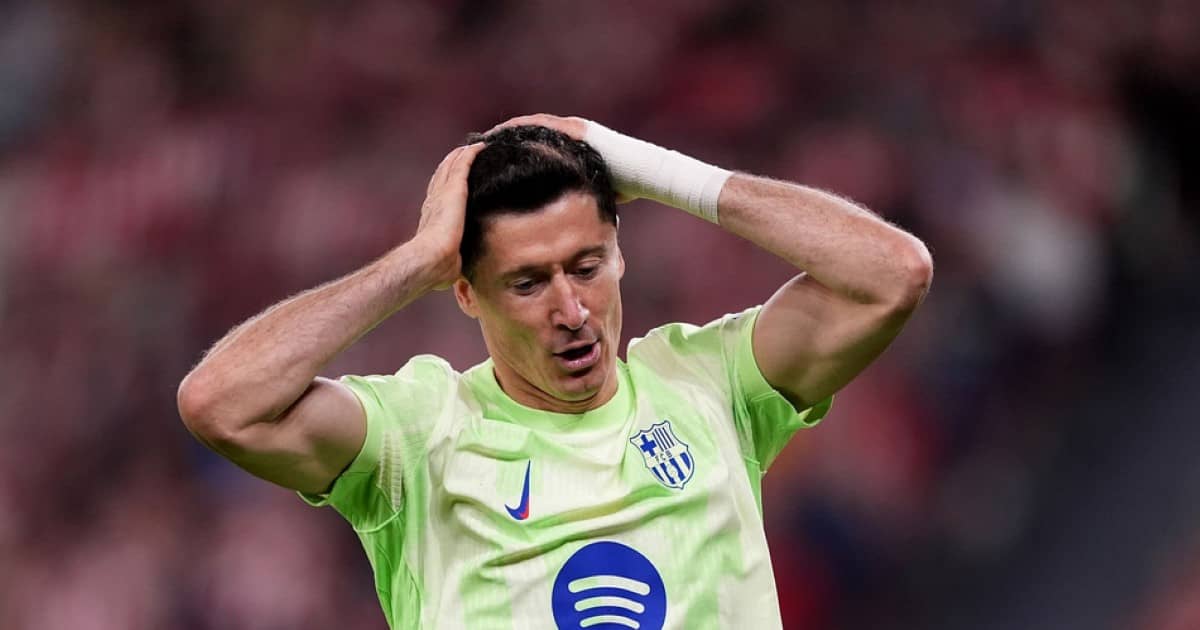 ليفاندوفسكي يرفض الرحيل ويتمسك ببرشلونة