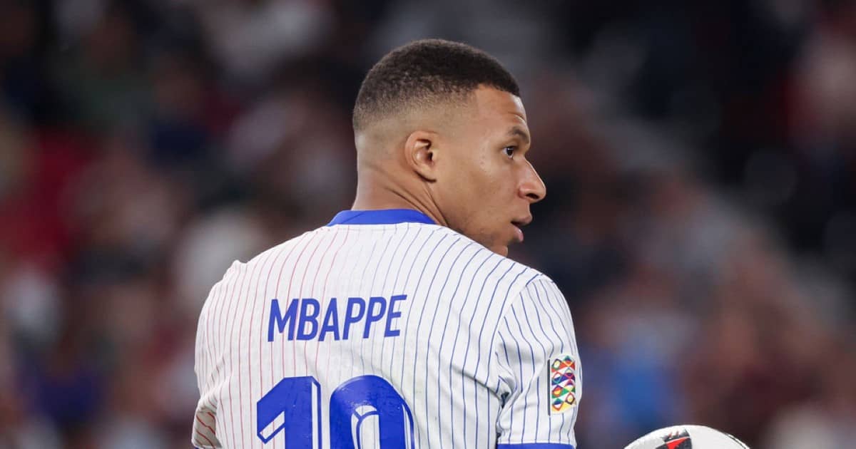 مبابي يقاضي باريس سان جيرمان بتهمة التنمر المعنوي