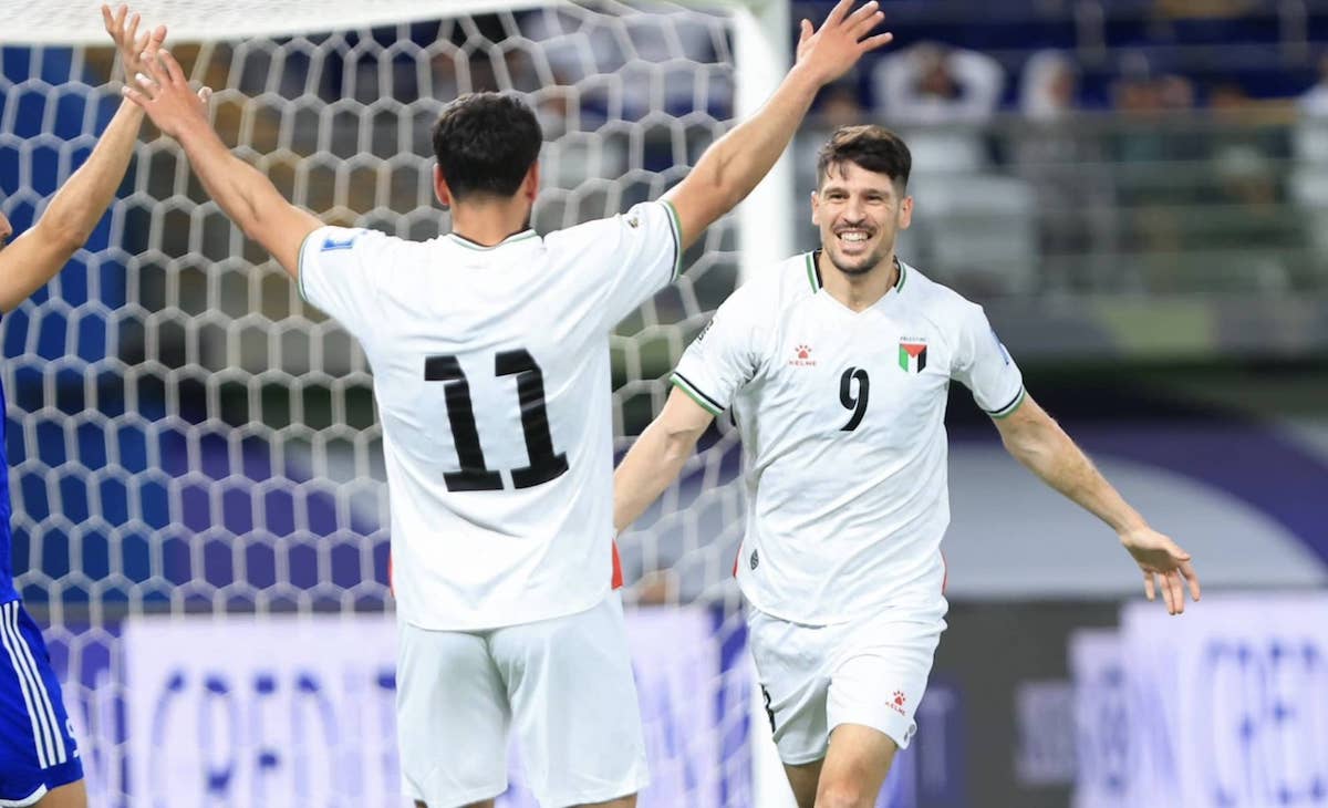 تامر صيام يحتفل بهدف فلسطين الأول أمام الكويت بتصفيات كأس العالم 2026